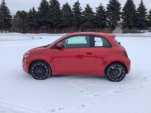 2024 FIAT 500e INSPI(RED) FWD