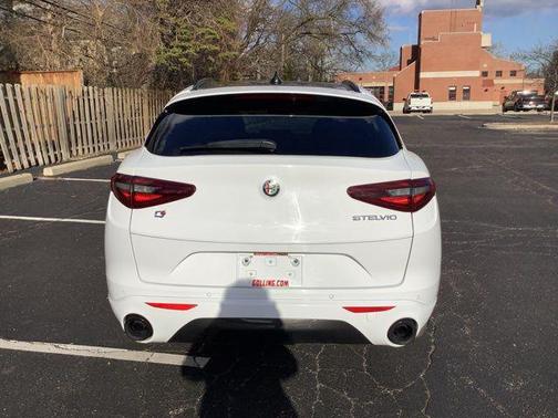 2023 Alfa Romeo Stelvio Veloce AWD