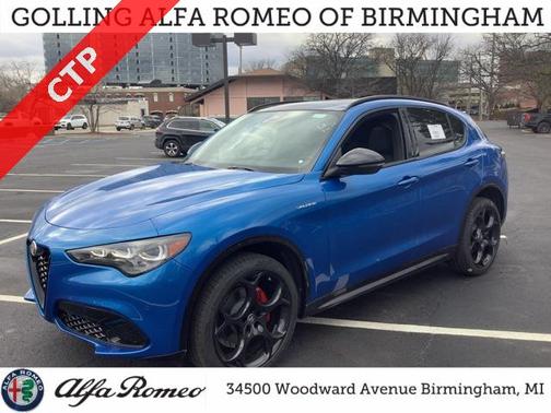 2025 Alfa Romeo Stelvio Sprint AWD