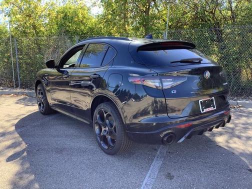 2025 Alfa Romeo Stelvio Sprint AWD
