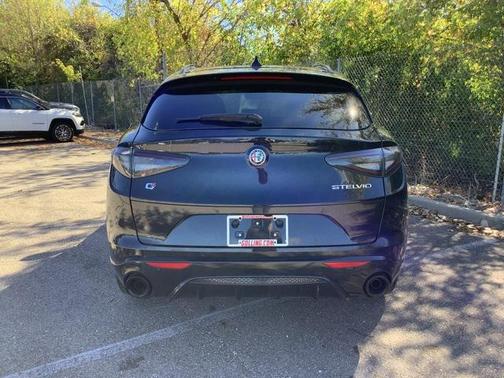 2025 Alfa Romeo Stelvio Sprint AWD