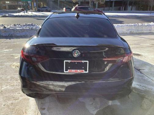 2023 Alfa Romeo Giulia Estrema AWD