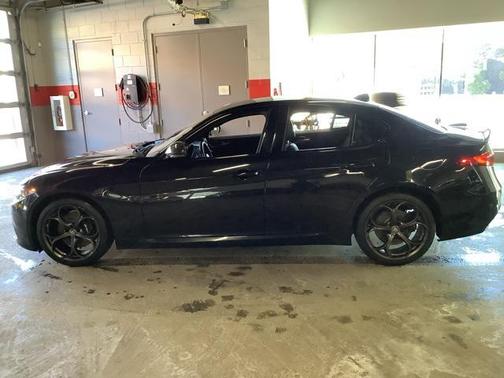 2023 Alfa Romeo Giulia Estrema AWD