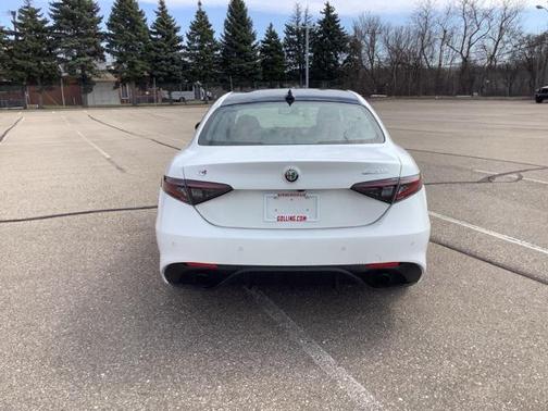2025 Alfa Romeo Giulia AWD