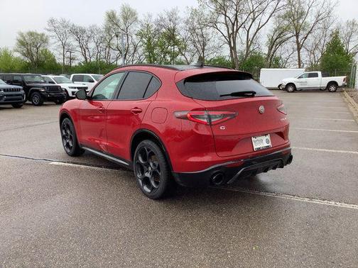 Alfa Rosso 2026 Alfa Romeo Stelvio Base