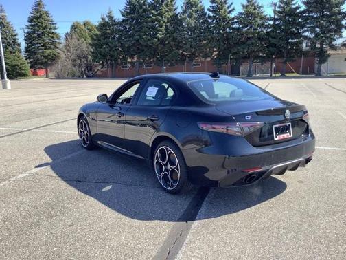2025 Alfa Romeo Giulia AWD