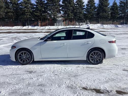 2025 Alfa Romeo Giulia AWD