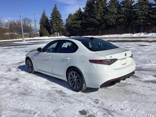 2025 Alfa Romeo Giulia AWD
