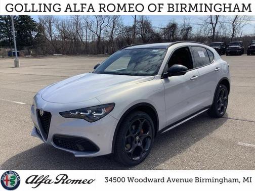 2025 Alfa Romeo Stelvio Sprint AWD