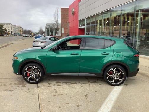 2024 Alfa Romeo Tonale Veloce EAWD