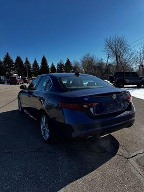 2020 Alfa Romeo Giulia Base