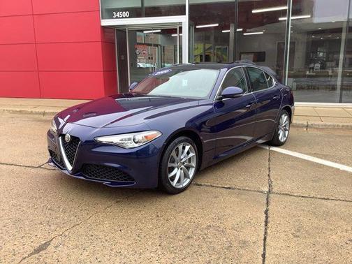 2020 Alfa Romeo Giulia Base