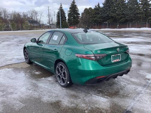2025 Alfa Romeo Giulia AWD