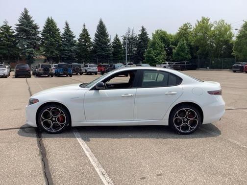 2025 Alfa Romeo Giulia AWD