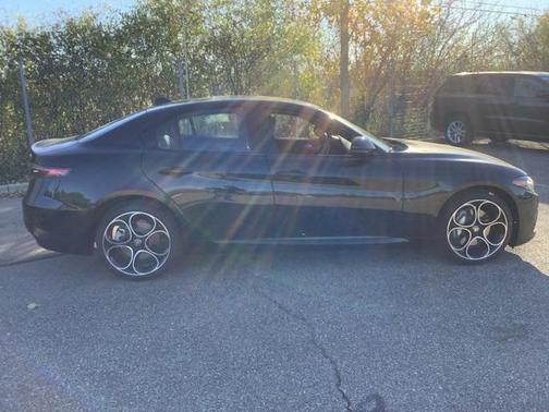 2025 Alfa Romeo Giulia AWD