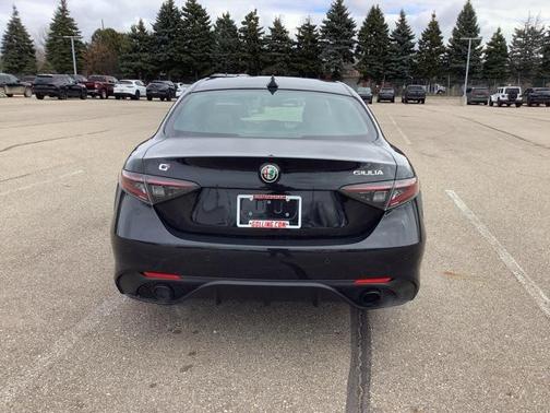 2025 Alfa Romeo Giulia AWD