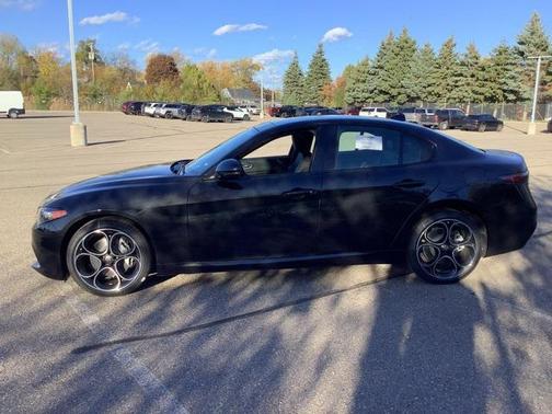 2025 Alfa Romeo Giulia AWD