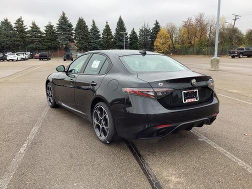 2025 Alfa Romeo Giulia AWD