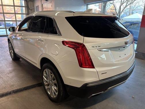 2017 Cadillac XT5 Platinum