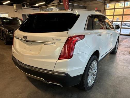 2017 Cadillac XT5 Platinum