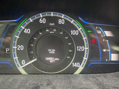 White Orchid Pearl 2017 Honda Accord Hybrid Base