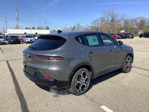 2025 Alfa Romeo Tonale EAWD