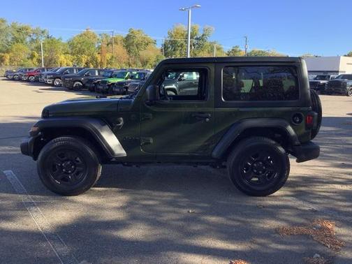 2022 Jeep Wrangler Sport