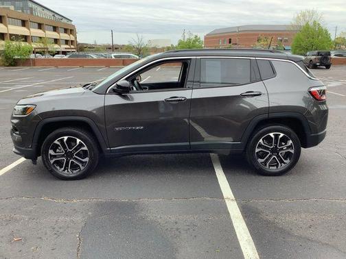 Granite Crystal Metallic Clearcoat 2022 Jeep Compass Limited