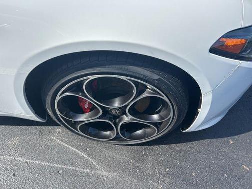 Milano White 2024 Alfa Romeo Giulia Veloce AWD