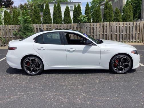 Milano White 2024 Alfa Romeo Giulia Veloce AWD
