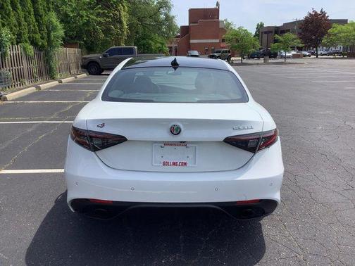 Milano White 2024 Alfa Romeo Giulia Veloce AWD