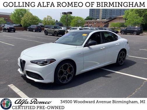 Milano White 2024 Alfa Romeo Giulia Veloce AWD