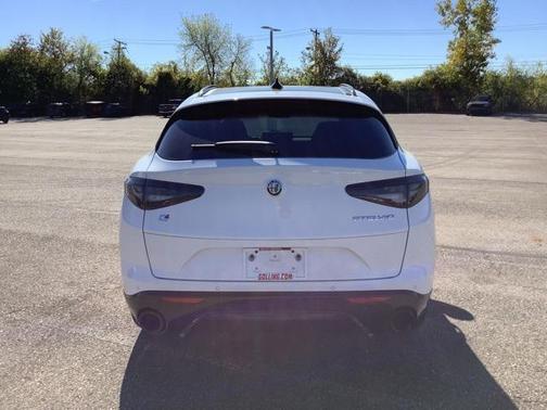 2025 Alfa Romeo Stelvio Sprint AWD