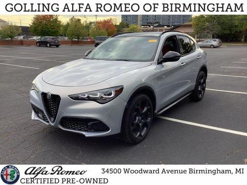 2025 Alfa Romeo Stelvio Sprint AWD