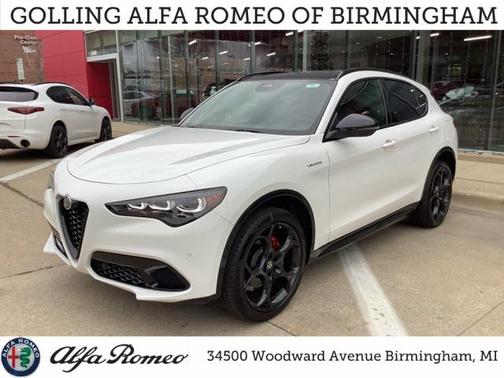 2025 Alfa Romeo Stelvio Sprint AWD