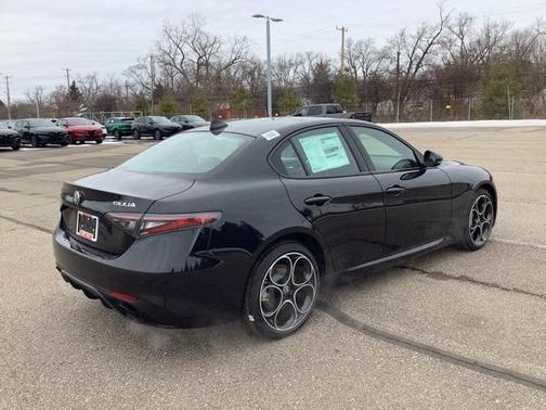 2025 Alfa Romeo Giulia AWD
