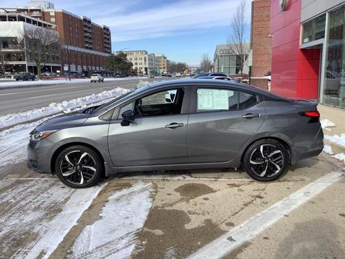 2024 Nissan Versa 1.6 S