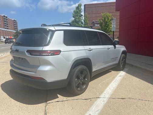 Silver Zynith 2023 Jeep Grand Cherokee L Altitude