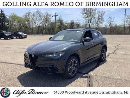 2025 Alfa Romeo Stelvio Sprint AWD