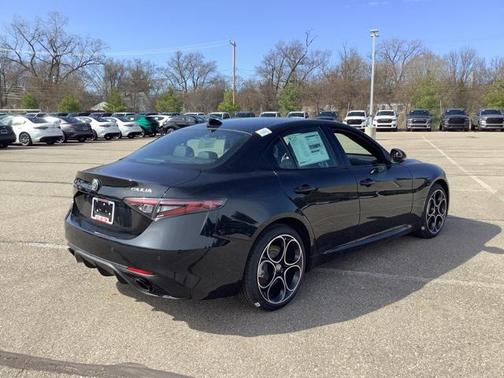 2025 Alfa Romeo Giulia AWD