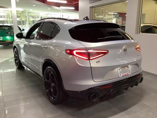 2025 Alfa Romeo Stelvio Sprint AWD