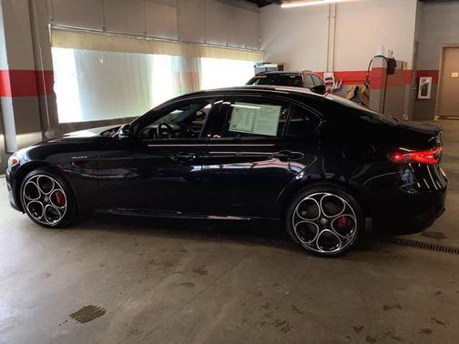 2024 Alfa Romeo Giulia Veloce AWD