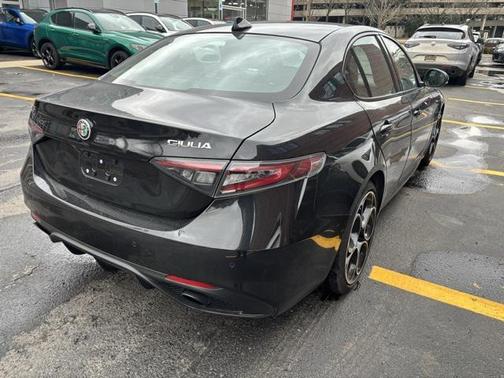2024 Alfa Romeo Giulia Veloce AWD
