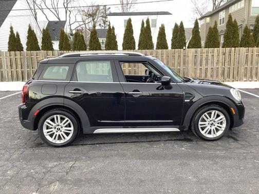 2022 MINI Countryman Cooper