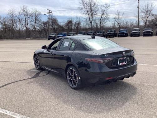 2025 Alfa Romeo Giulia AWD