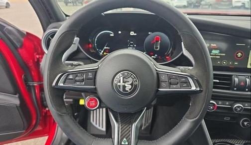 2024 Alfa Romeo Giulia Quadrifoglio