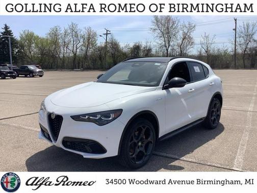 2025 Alfa Romeo Stelvio Sprint AWD