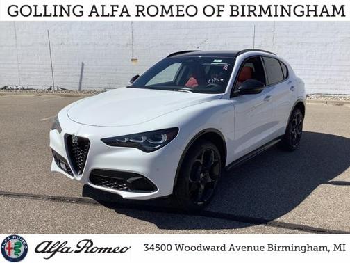 2025 Alfa Romeo Stelvio Sprint AWD