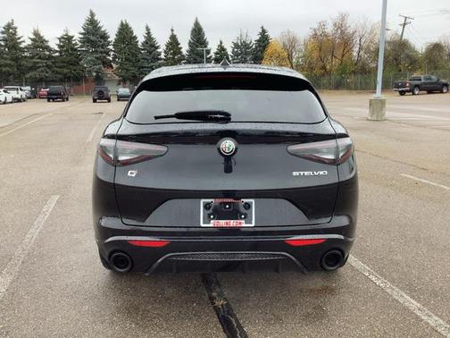 2025 Alfa Romeo Stelvio Sprint AWD