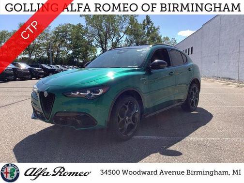 Verde Fangio Metallic 2025 Alfa Romeo Stelvio Veloce